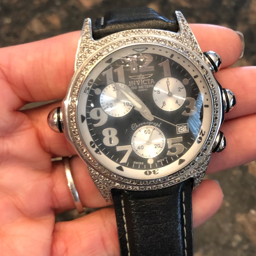 Diamond crusted Invicta lupah model 2147